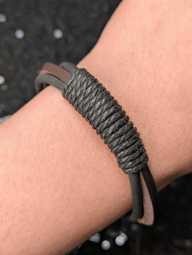 Bracelet cuir (2 modèles)