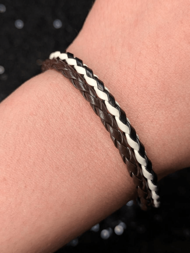 Bracelet cuir (2 modèles)