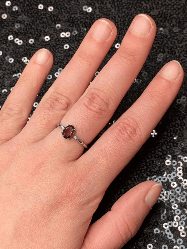 Bague grenat