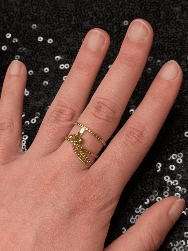 Bague pompom