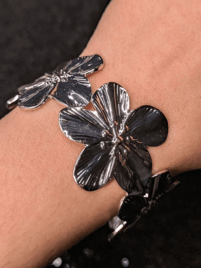 Manchette fleur 