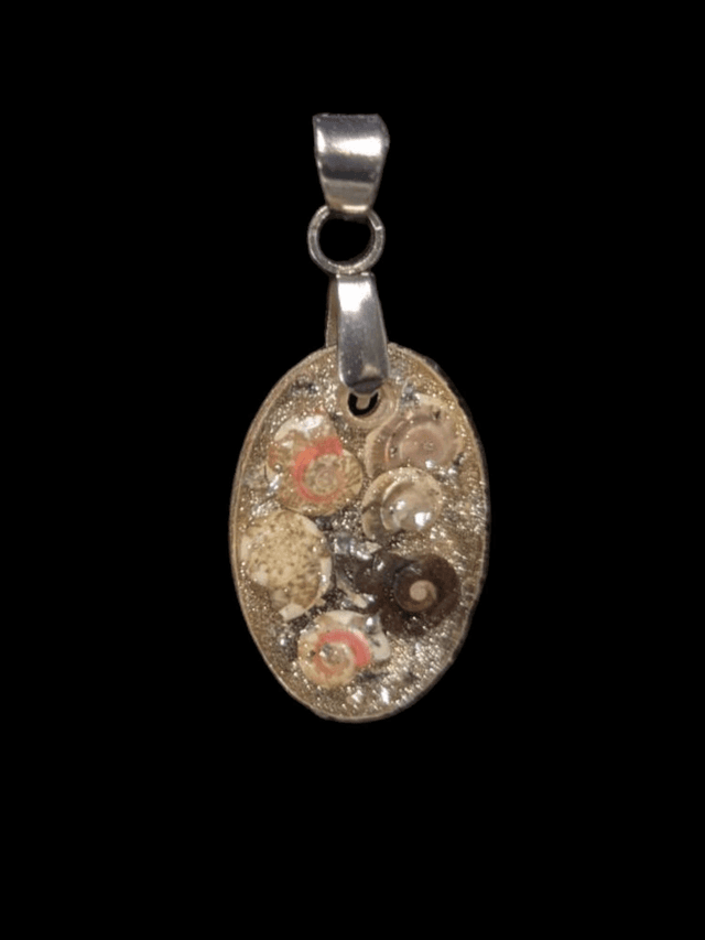 Pendentif coquillage 
