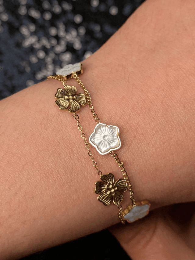 Bracelet nacre fleurs double 