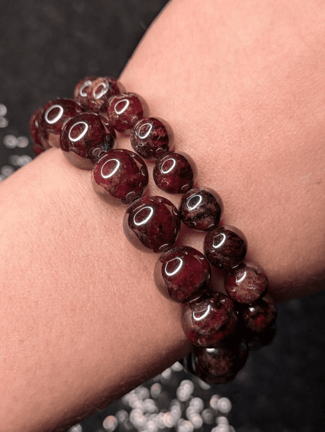 Bracelet grenat