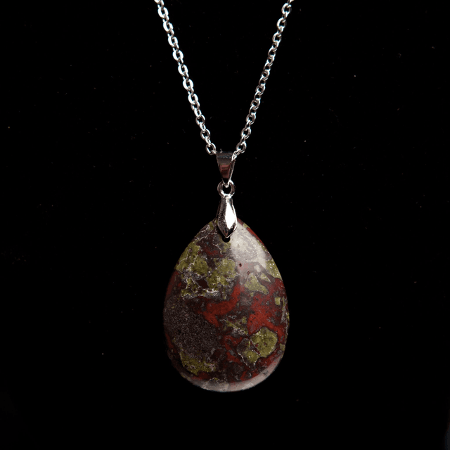 Pendentif sang du dragon
