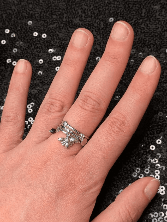 Bague breloque papillon de nuit 
