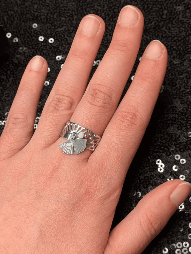 Bague breloque ginkgo biloba 